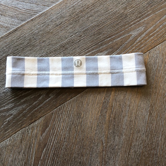 lululemon athletica Accessories - Lululemon headband